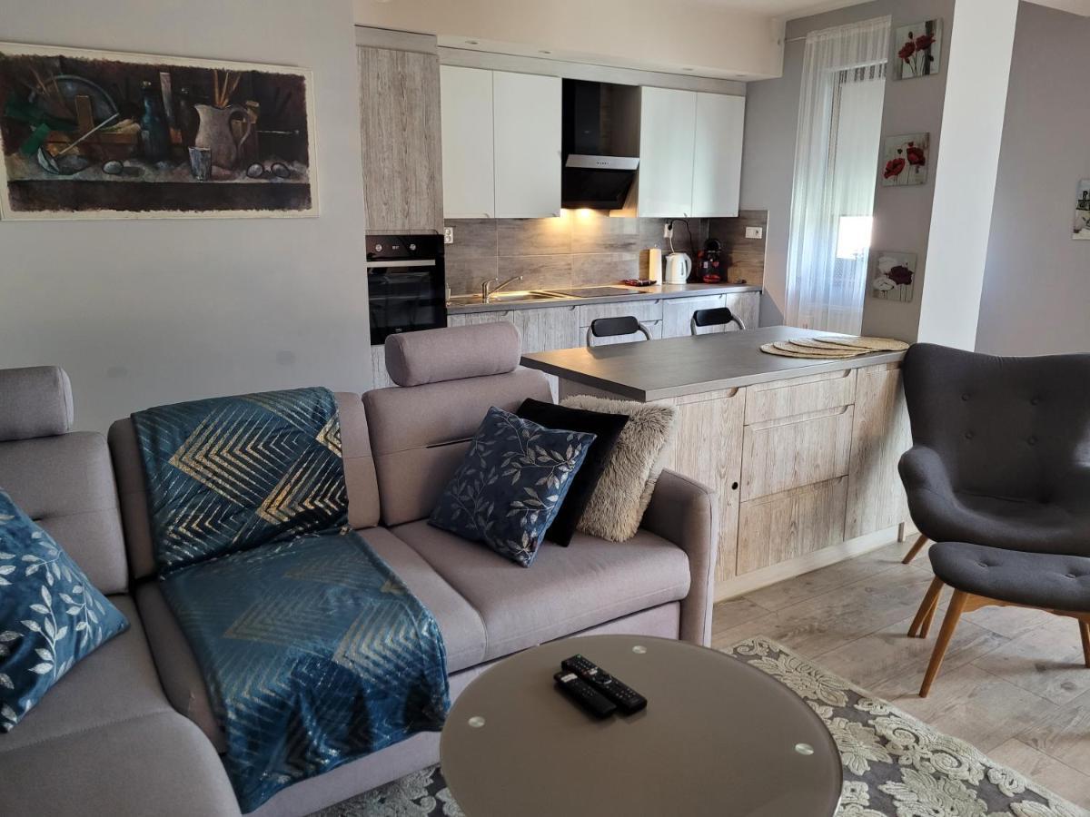 Apartament Lilla Jelenia Góra Extérieur photo